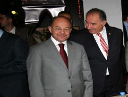 Türkiye'den insanlık dersi